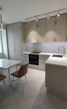 2-к квартира, вторичка, 70м2, 17/25 этаж