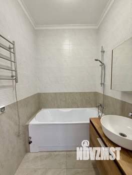 2-к квартира, вторичка, 54м2, 23/32 этаж