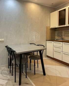 2-к квартира, вторичка, 80м2, 2/13 этаж