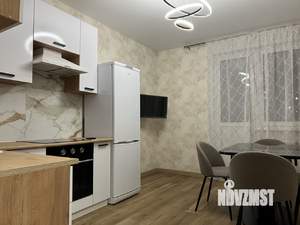 2-к квартира, вторичка, 64м2, 1/20 этаж