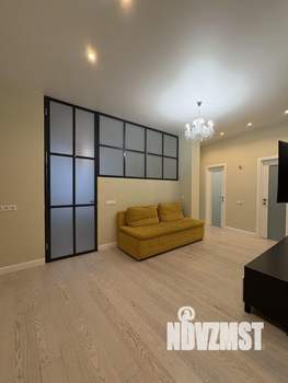 3-к квартира, вторичка, 65м2, 18/30 этаж