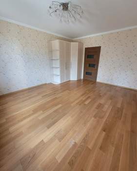 3-к квартира, вторичка, 77м2, 2/18 этаж