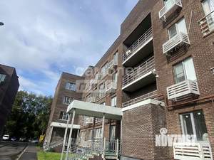 2-к квартира, вторичка, 45м2, 1/4 этаж