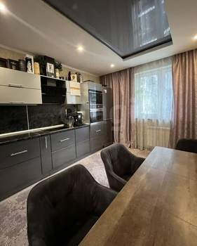 3-к квартира, вторичка, 96м2, 2/17 этаж