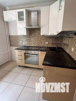 2-к квартира, вторичка, 50м2, 1/9 этаж