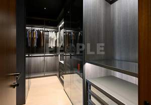 4-к квартира, вторичка, 225м2, 4/4 этаж